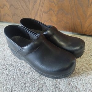 Dansko Professional Black Clogs Size 40
